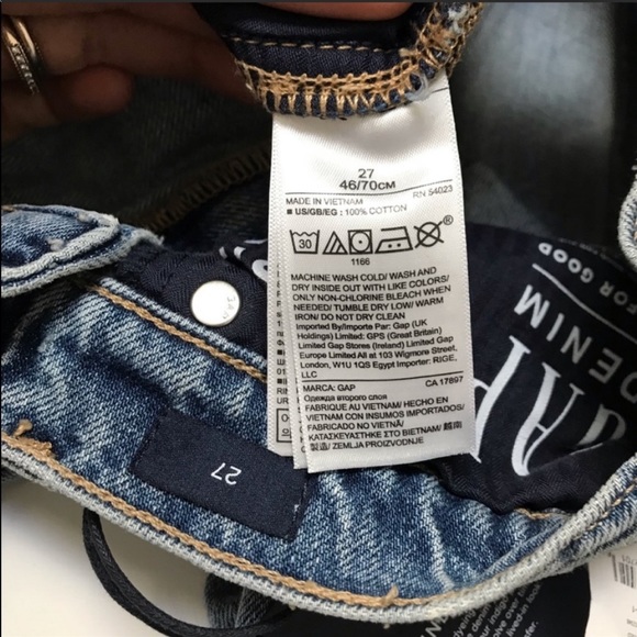 ❌SOLD❌Gap High Rise 7” Denim Shorts - Picture 7 of 7